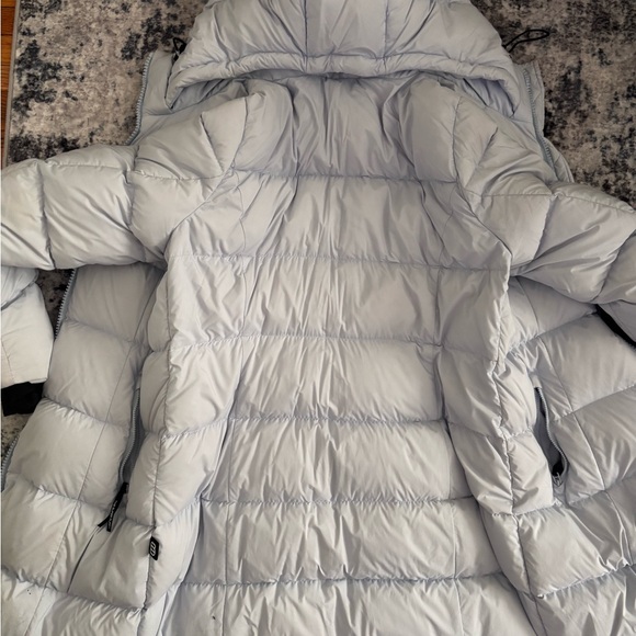 Aritzia Women's Soft Blue Supersnug Puffer Jacket - Picture 9 of 12